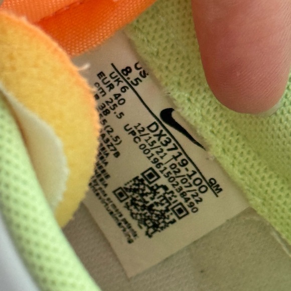 Nike Blazer Low Platform Women Size 8.5 - Picture 6 of 6